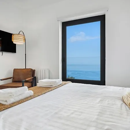 Casa Afonso Bay Views & Outdoor Living Apartment Funchal (Madeira)
