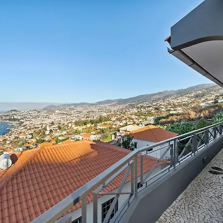 Casa Afonso Bay Views & Outdoor Living Funchal (Madeira)